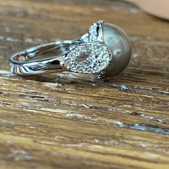 Lia Sophia “Ryne, by Debbie” Ring - Picture 4 of 5